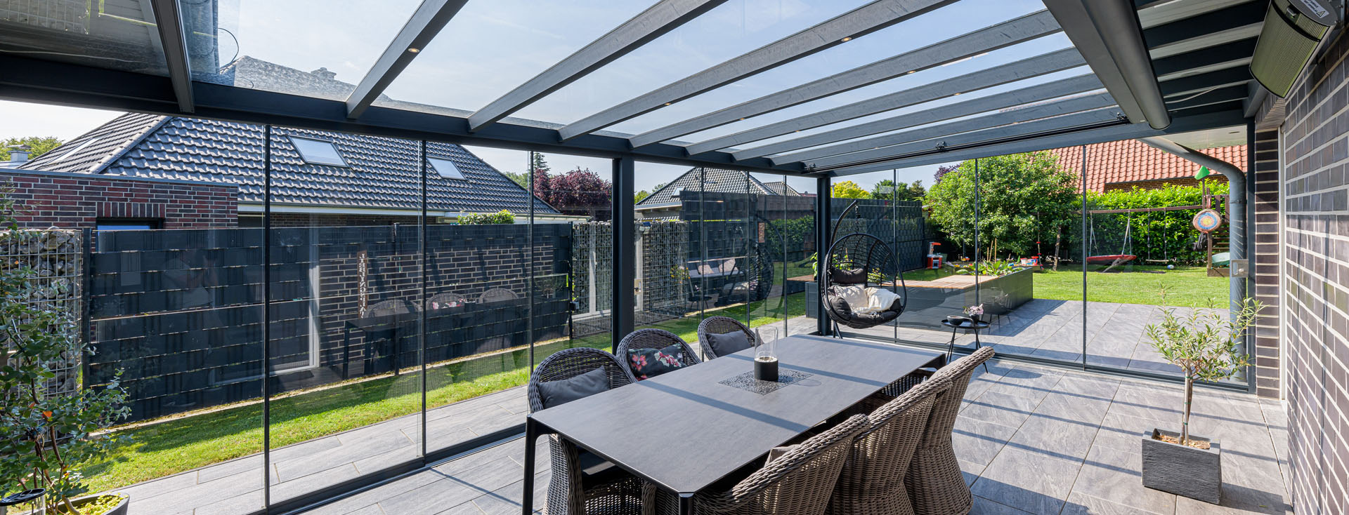 <h1>Garden room</h1>